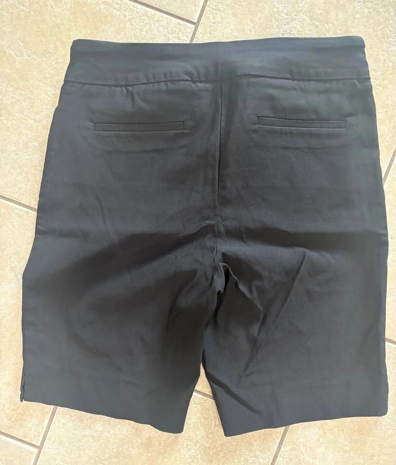 Sz 8 Hilary Radley blk shorts - photo 2