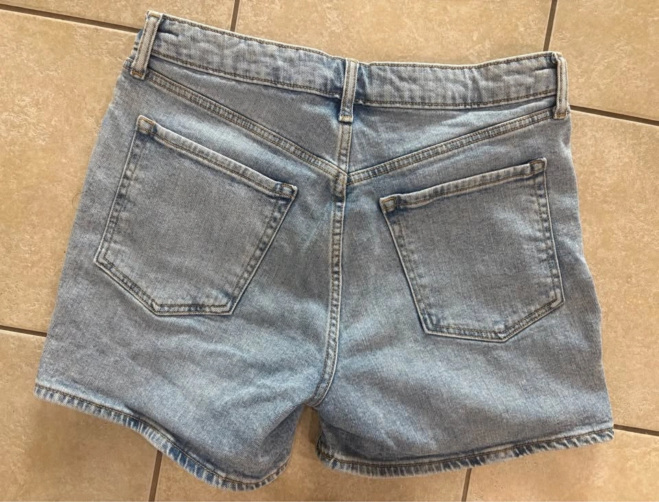 Sz 8 Denim button up Shorts - photo 3