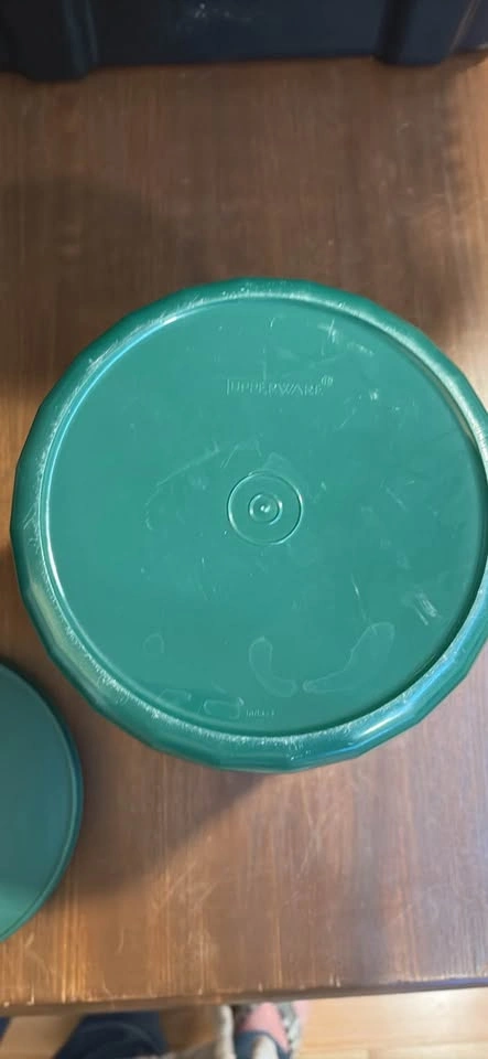 Vintage Tupperware Ice bucket - photo 3