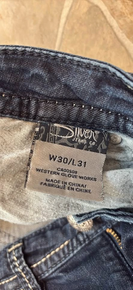 Silver Ladies jeans, 30 waist - photo 4