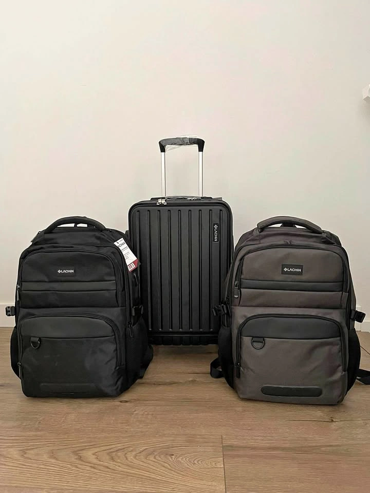 Large capacity 59L travel backpack and carry-on luggage