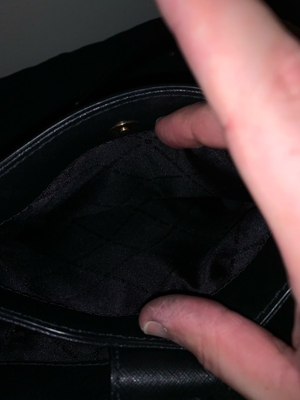 Michael Kors Hope Medium Black Saffiano Satchel - photo 4