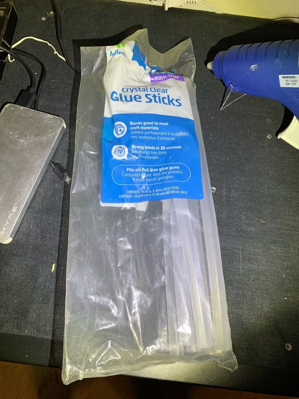Hot Glue Gun with Crystal Clear Glue Sticks - photo 3