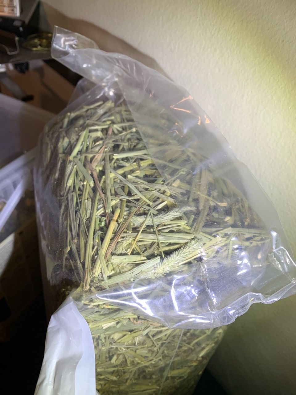 Small Animal Food and Hay Bundle - photo 4
