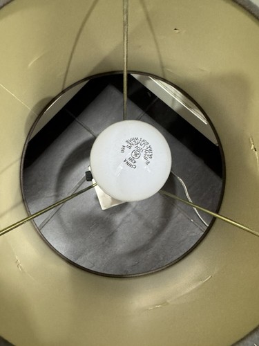 Lamp With Shade - photo 4