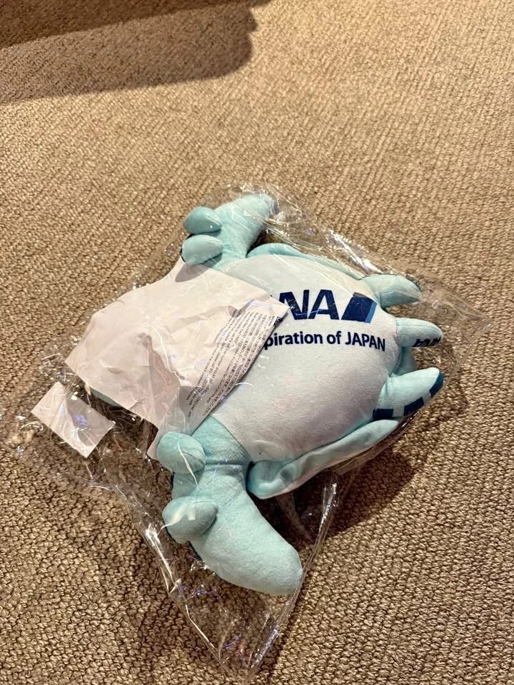 Official ANA A380 Flying Honu Plush Sea Turtle Set