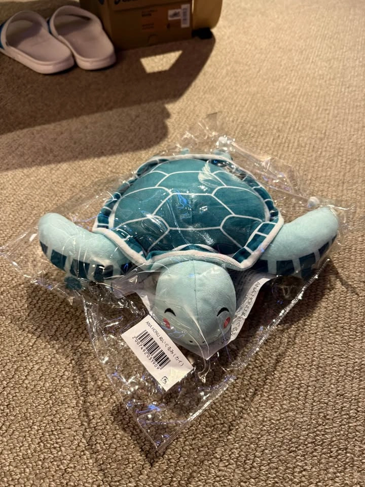Official ANA A380 Flying Honu Plush Sea Turtle Set - photo 2