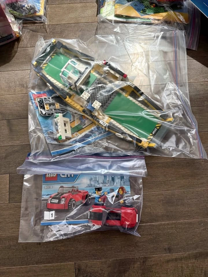 LEGO City Ferry & Red Sports Car (Set 60119)