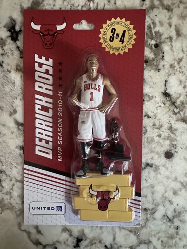 Derrick Rose 2010-11 MVP Chicago Bulls Action Figure