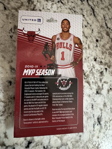 Derrick Rose 2010-11 MVP Chicago Bulls Action Figure - photo 5