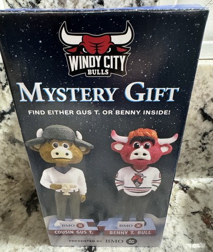 Windy City Mystery Gift Benny Bull - photo 5