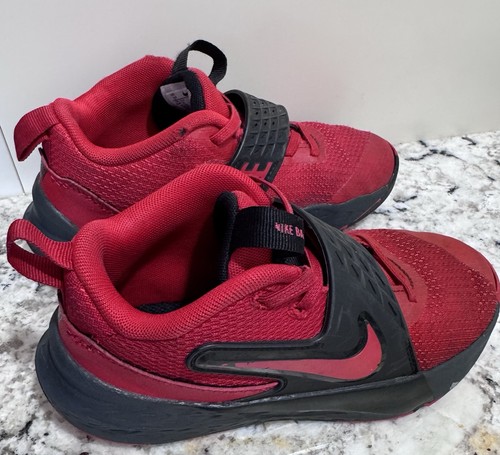 Nike Boys Shoes D12