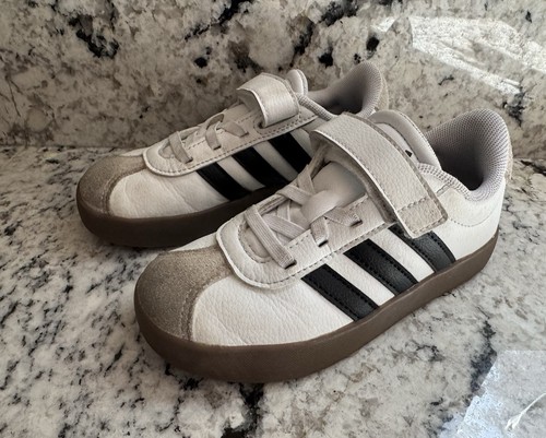 Boys Adidas Shoes Size 11.5 - photo 2