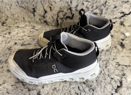 On Cloud Shoes Boys Size 6.5 - photo 2