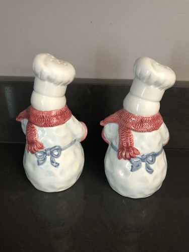 Holiday Snowman, Salt and Pepper shaker - photo 2