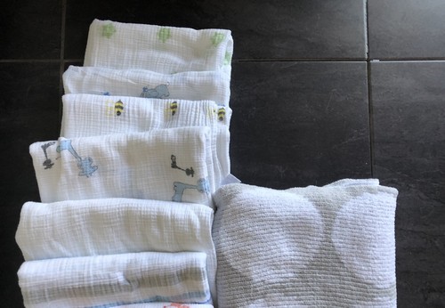 Baby Blanket Lot 10 - photo 4