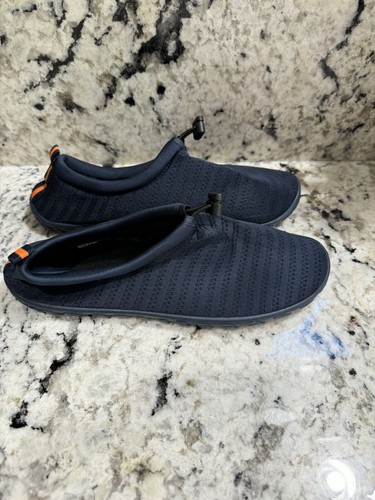 Boys Water Shoes Size 6