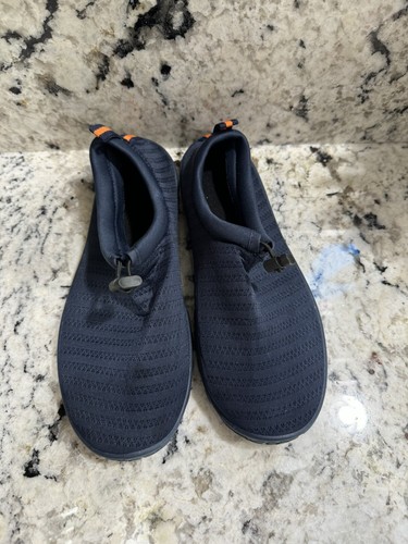 Boys Water Shoes Size 6 - photo 2