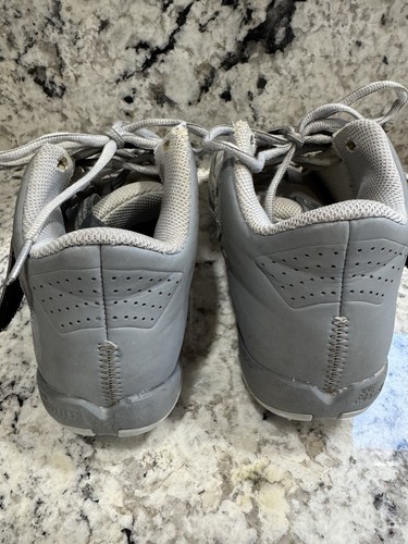 Boys Nike Cleats Size 7 - photo 4