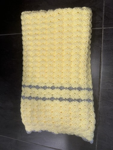 Baby Blanket Hand Knitted - photo 2