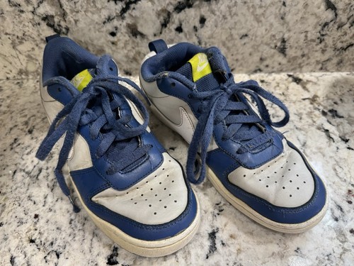 Nike Boys shoes Size 5 - photo 2