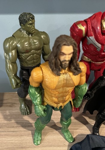 Superhero And Villain Figures - photo 3