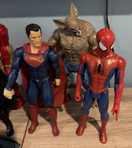 Superhero And Villain Figures - photo 5