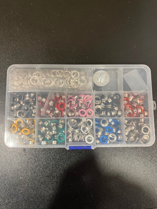 10 Colour Eyelet Set With Tool - photo 2
