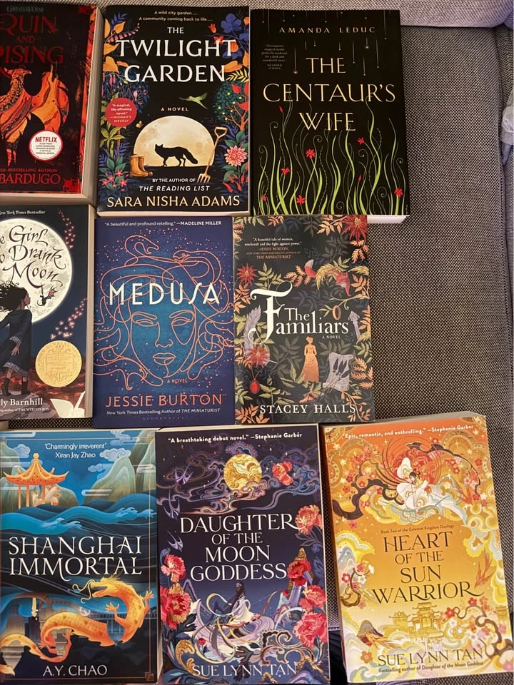 $10 ~ Fantasy, Romantic Fantasy, Romantasy paperback books - photo 4