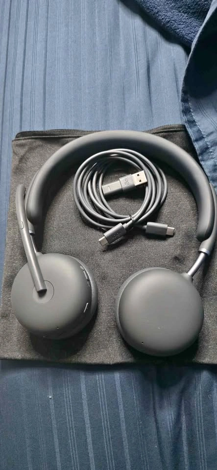 Logitech Zone Wireless 2 Headset