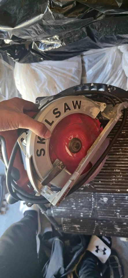 Skilsaw Magnesium Circular Saw