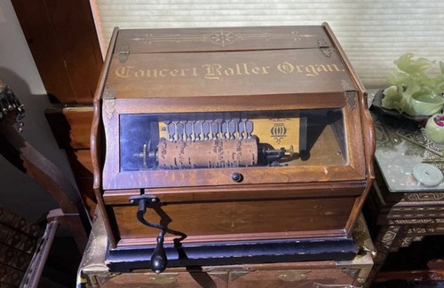 1889 Antique Working Concert Roller Organ Hand Crank w/ 6 Cobs