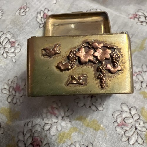 Antique Japanese Meiji mixed metal brass and copper Pill Snuff b - photo 4