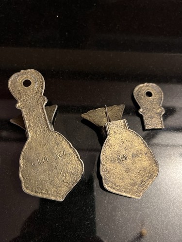 Vintage Antique Pair Figurative Hand Clip Paper Weights Decor - photo 2