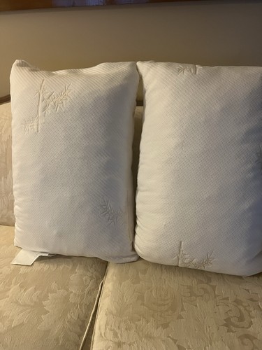 2 Pack Memory Foam Bed Pillows Queen Size 26” Long