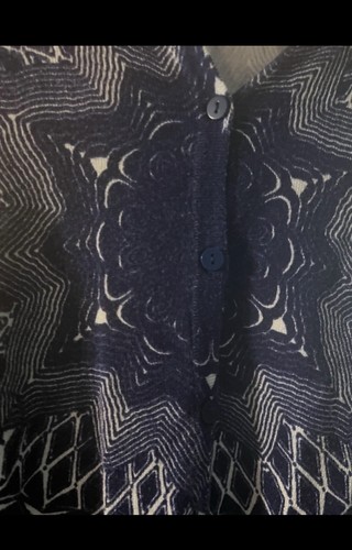 Joseph A. Cardigan Size L NWT Black Medallion Geometric - photo 5