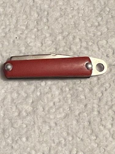 Vtg Folding Pocket Knife Red Plastic Metal Hong Kong Gumball - photo 4