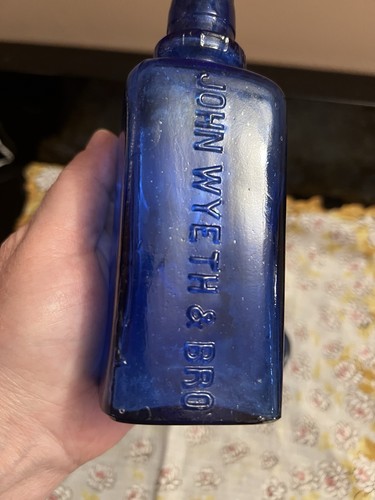 ANTIQUE JOHN WYETH & BRO COBALT BLUE MEDICINE BOTTLE PAT.1899 - photo 3