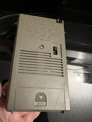 Vintage working Realistic AM FM Radio - photo 5