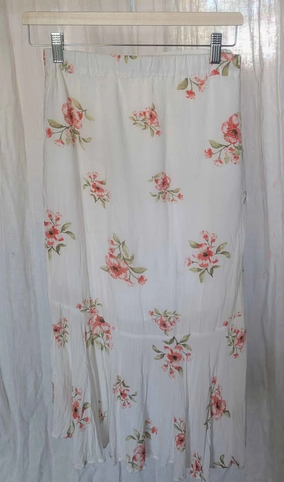 Sweet Delilah Midi Floral Wrap Tie Skirt - photo 5