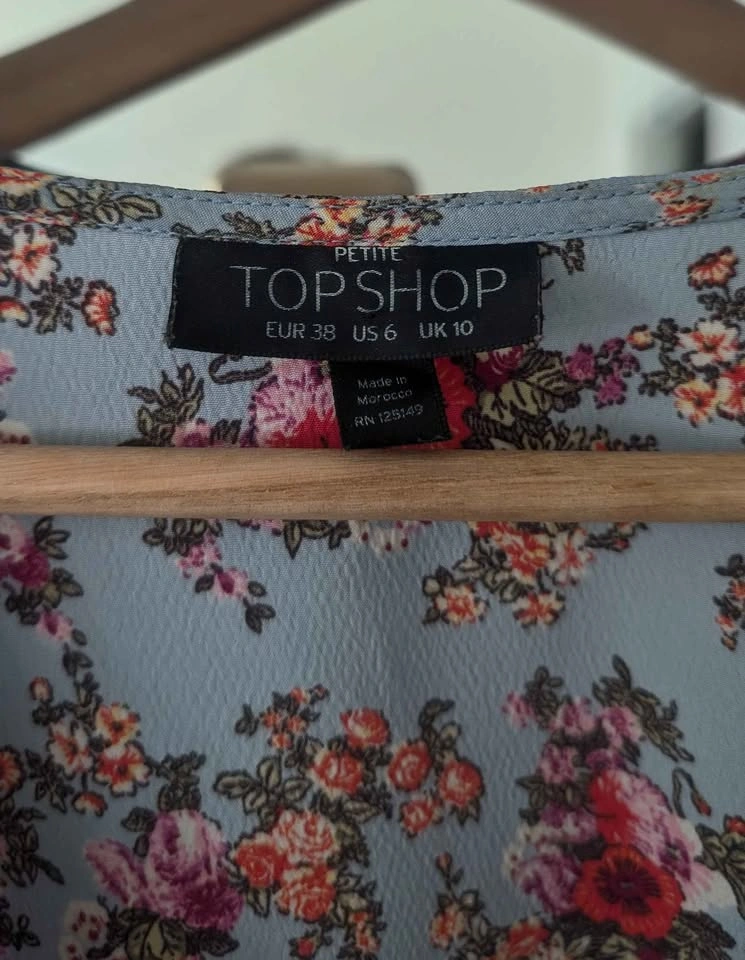 Topshop Petite Floral Wrap Dress Size US 6 - photo 4