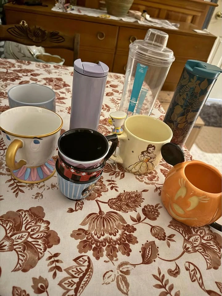 Multiple cups and Tumblers