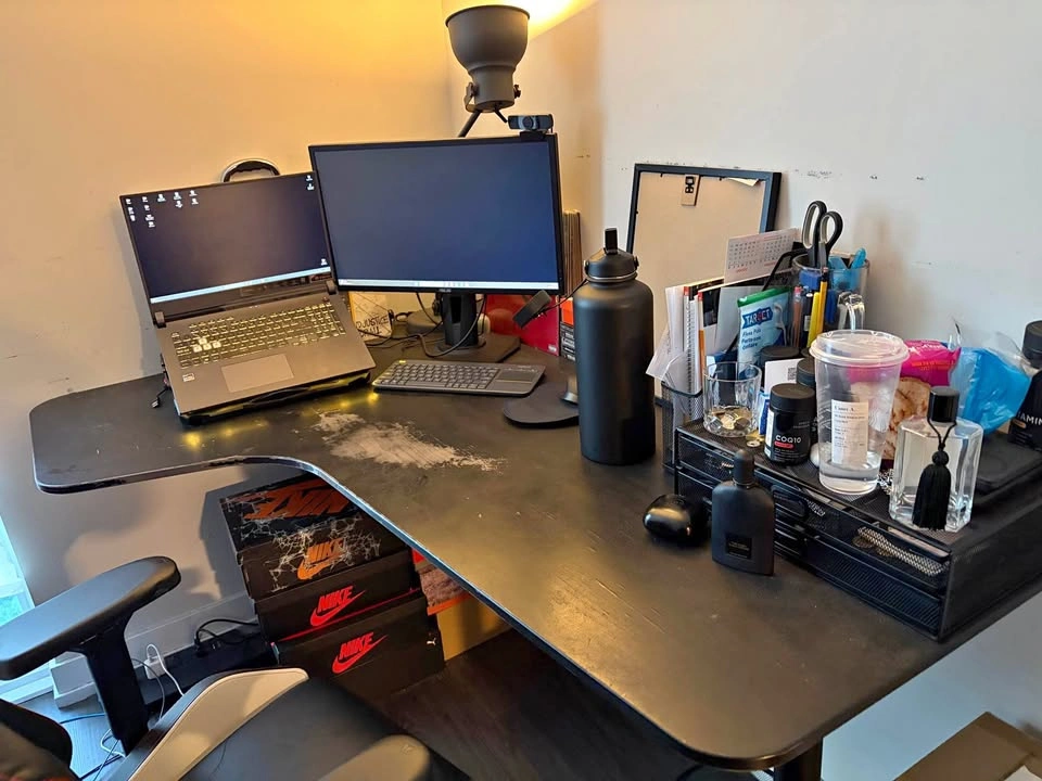 IKEA BEKANT Corner Desk - L Shaped