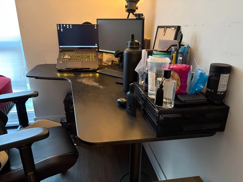 IKEA BEKANT Corner Desk - L Shaped - photo 2