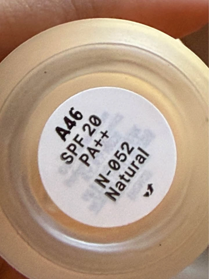 NEW Bobbi Brown weightless foundation - photo 2