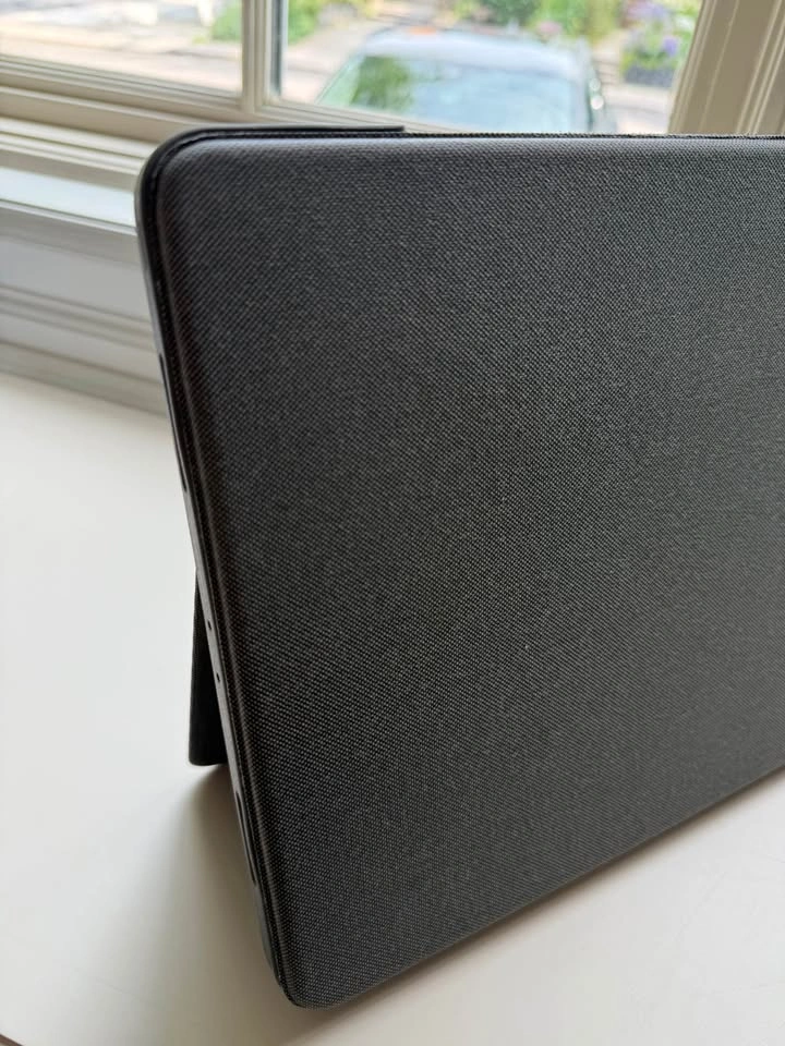 Logitech Combo Touch Keyboard Case for iPad Pro 12.9 - photo 4