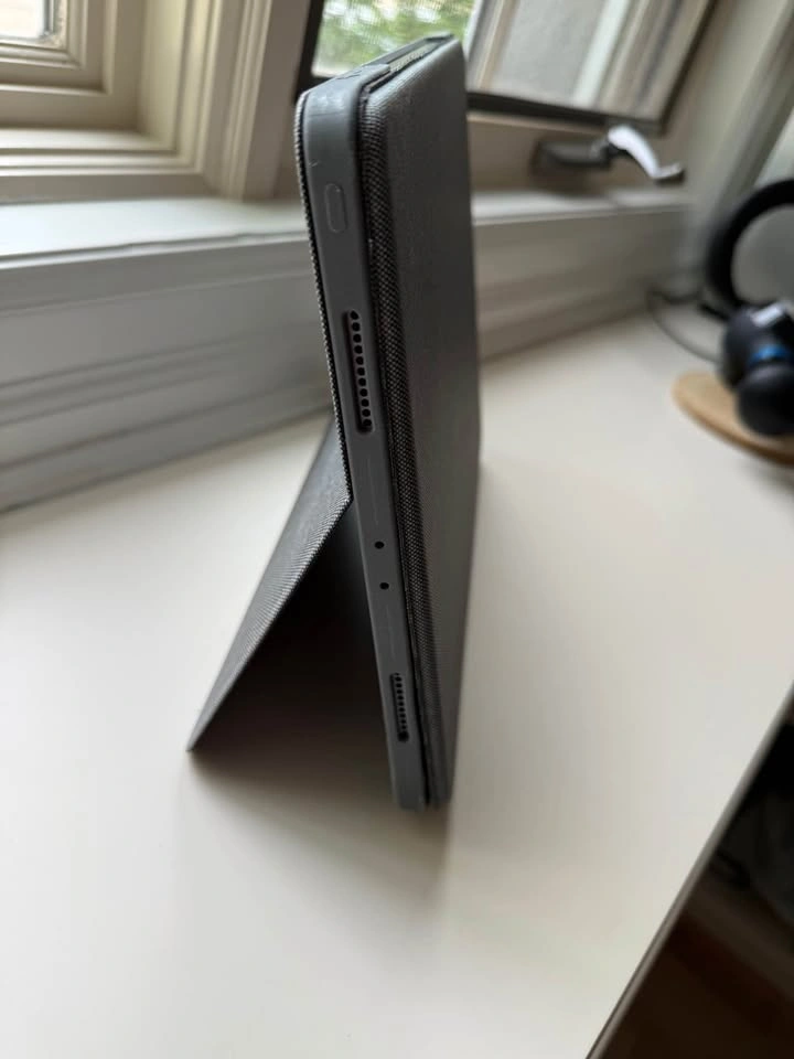 Logitech Combo Touch Keyboard Case for iPad Pro 12.9 - photo 5
