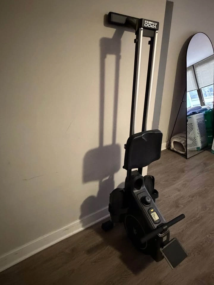 Rowing machine - easy upright storage - photo 5