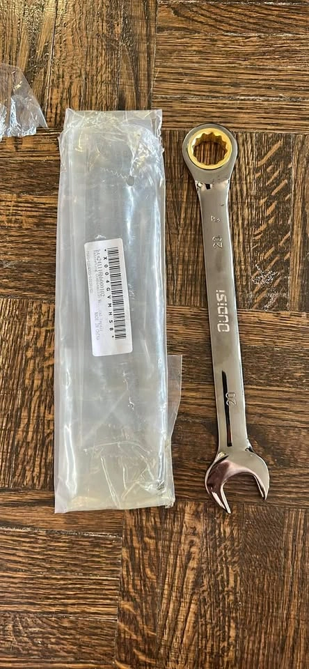 Ratcheting Combination Wrench Metric, 20mm, 12 Point 72-Tooth CR