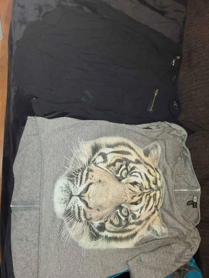 Small womens sweaters image indicator(3)